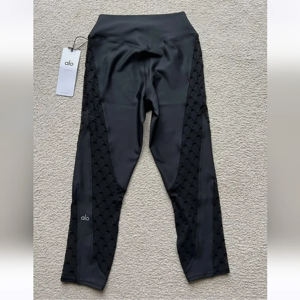 Alo yoga Airlift Mesh High-Waist Celeste Capri - Picture 3 of 4